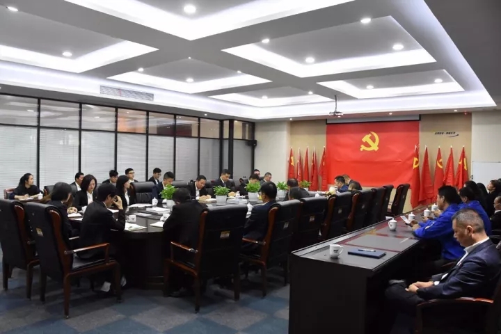 1553132859864517.jpg 640.webp (8).jpg