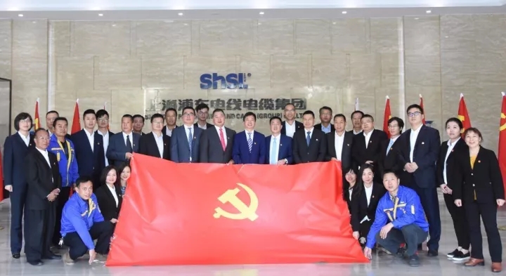 1553132922242210.jpg 640.webp (7).jpg